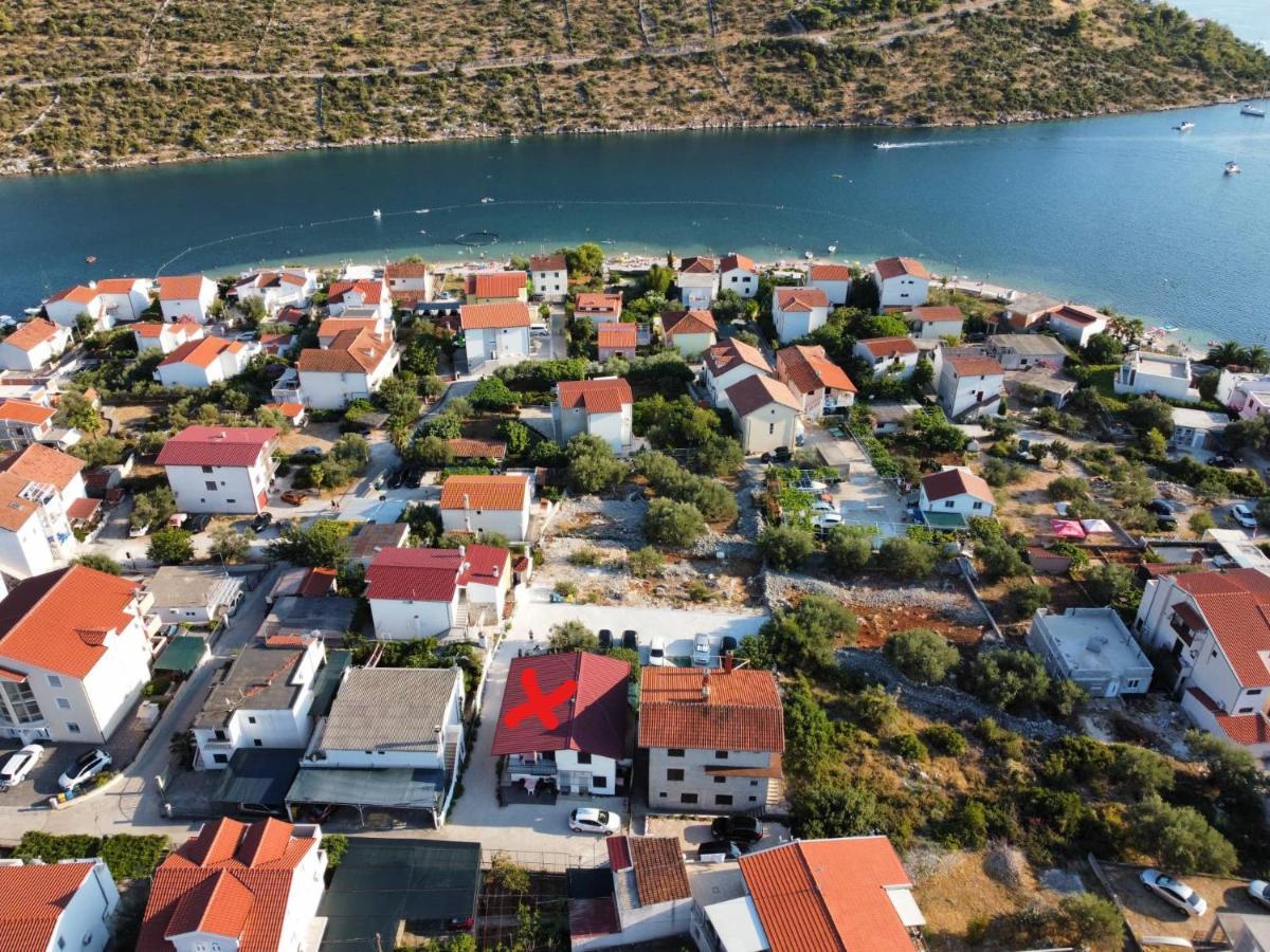 Jakoubek * Rogoznica (Sibenik-Knin)